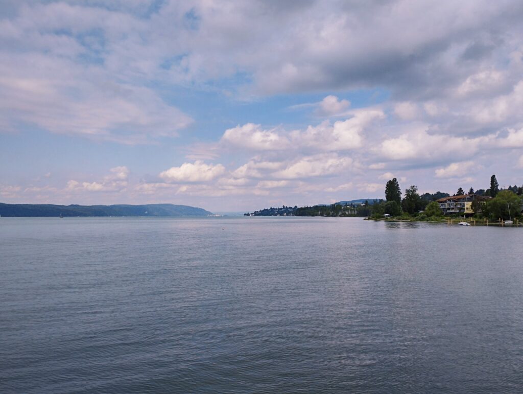 Co łączy Jezioro Bodeńskie z lotnictwem?
